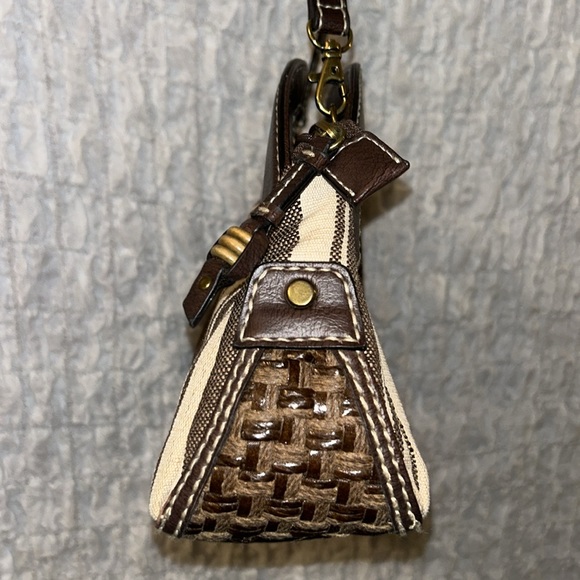 Fossil Modern Vintage: Cloth & Faux Leather Purse, Removable Strap - Picture 4 of 13